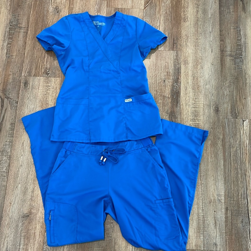 Grey’s Anatomy scrub set